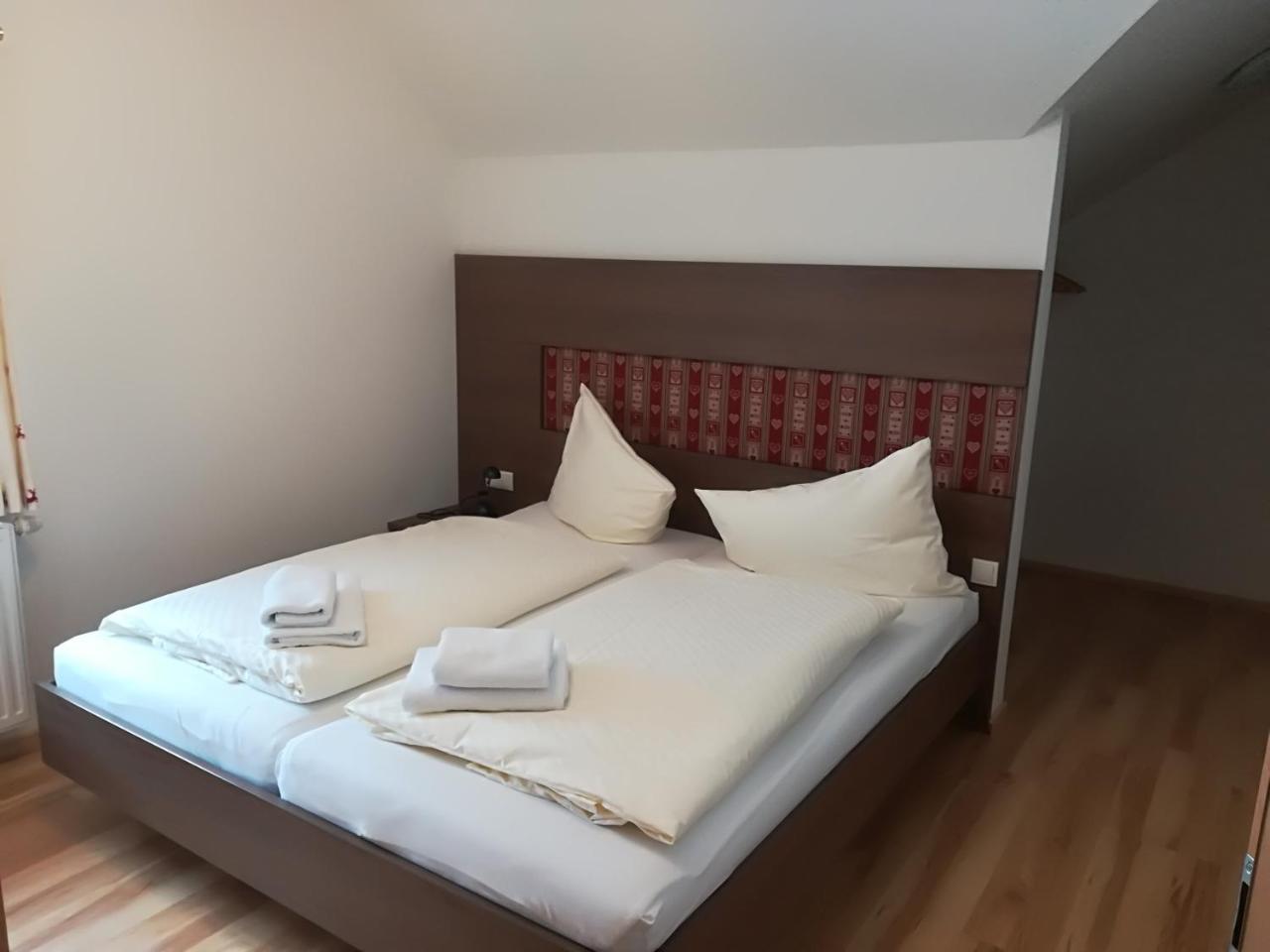 רדשטאדט Appartement Grosswallner מראה חיצוני תמונה